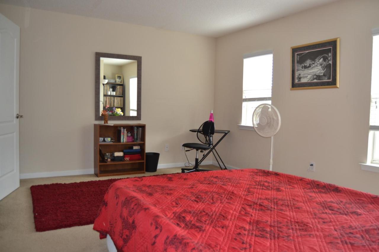 Queen Room