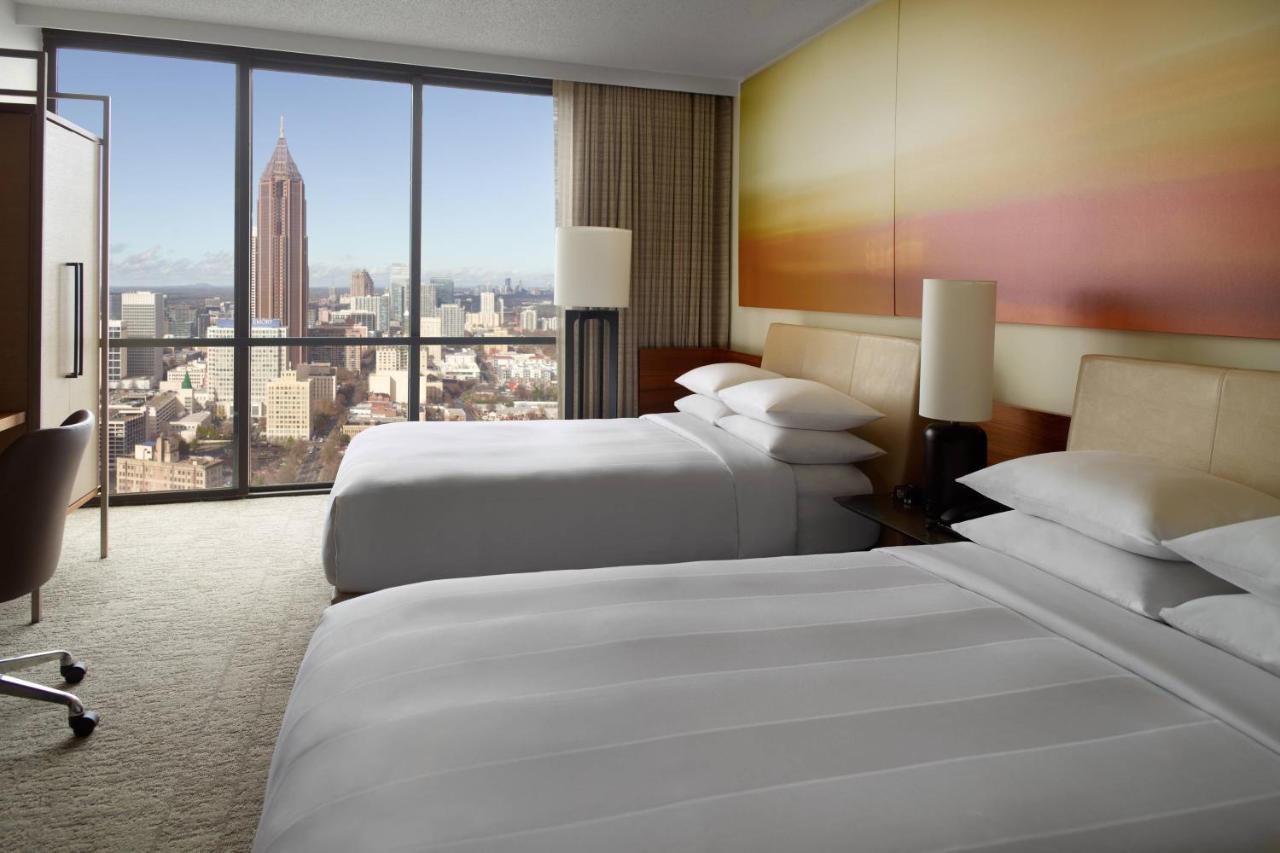 Room 2 Double Beds City View