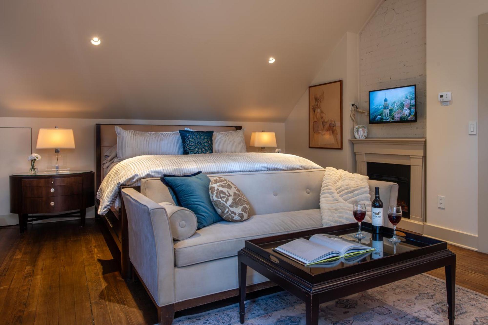 Superior King Room