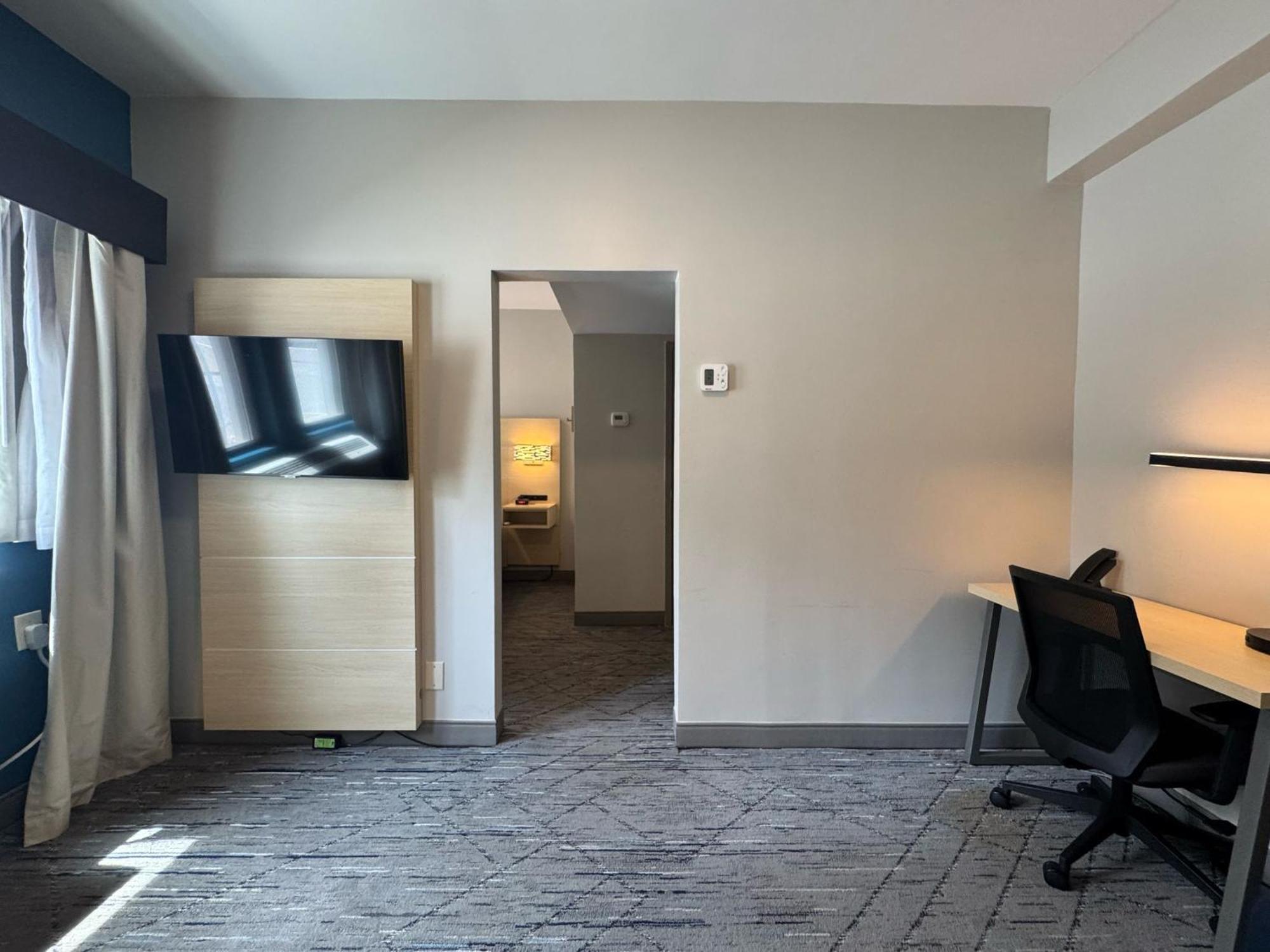 King Suite