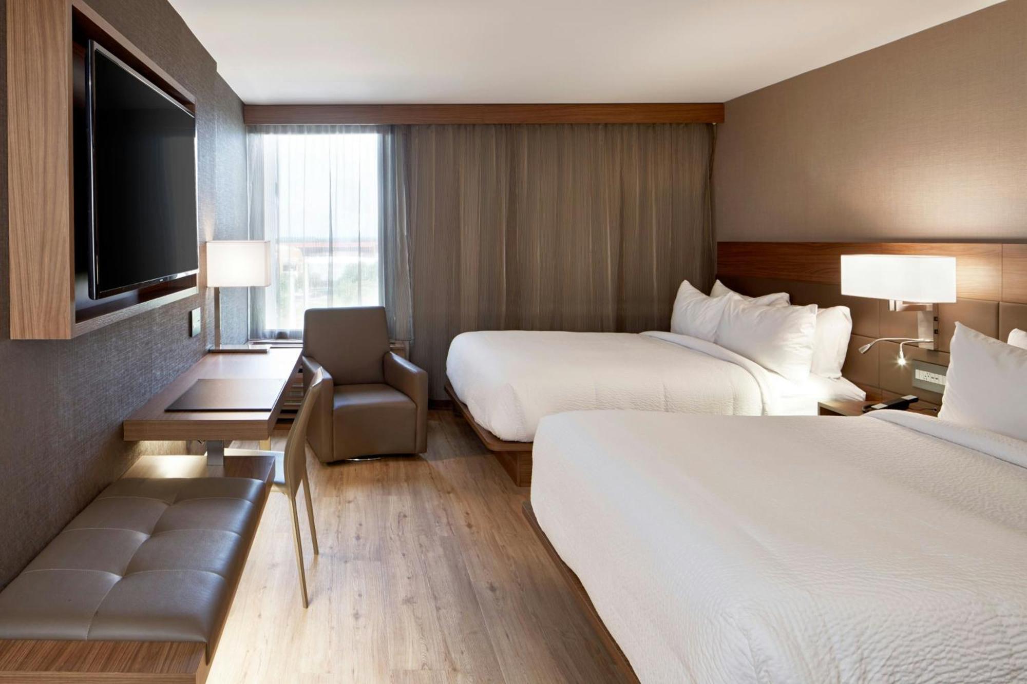 Queen Room Two Queen Beds High Floor