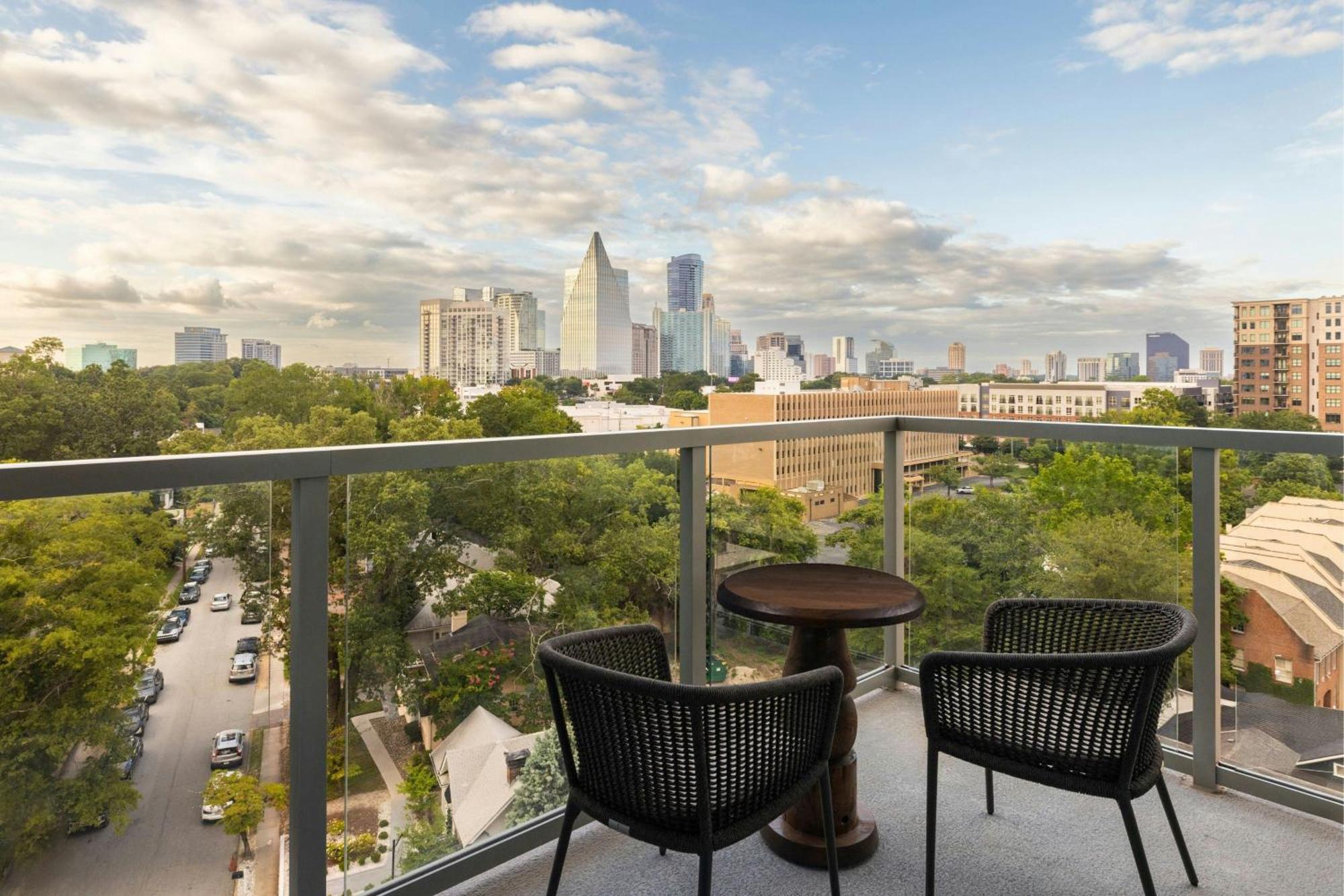 One-Bedroom Suite One King Bed City View Balcony