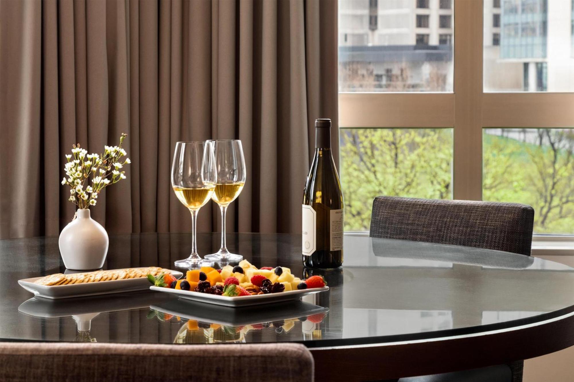 Executive Corner King Suite Park View