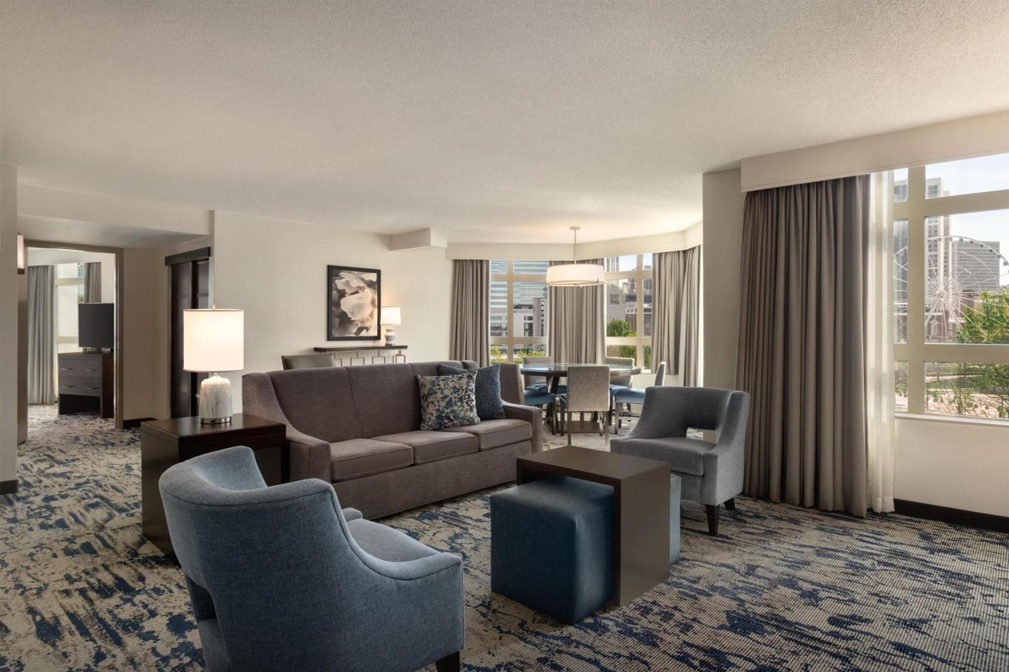 Executive Corner King Suite Park View