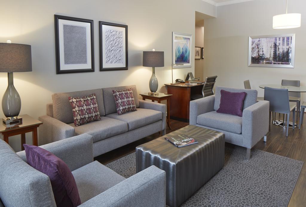 One Bedroom Apartment with Kitchen,262899417:JPEG