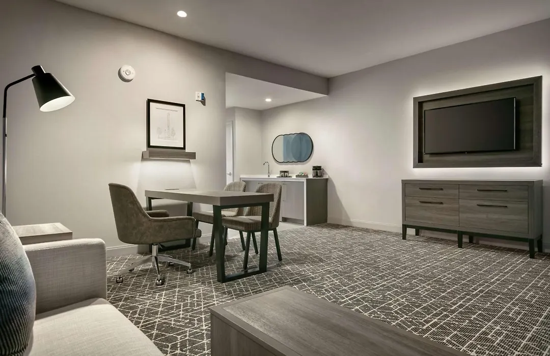 Embassy Suites By Hilton Atlanta Midtown-1