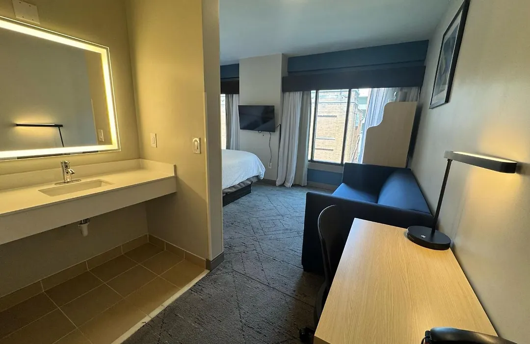 Holiday Inn Express & Suites - Atlanta Downtown By Ihg-1