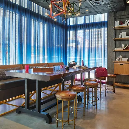 Moxy Atlanta Midtown-3