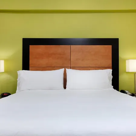 Holiday Inn Express & Suites - Atlanta Downtown By Ihg-3
