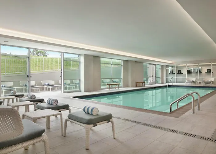 Embassy Suites By Hilton Atlanta Midtown